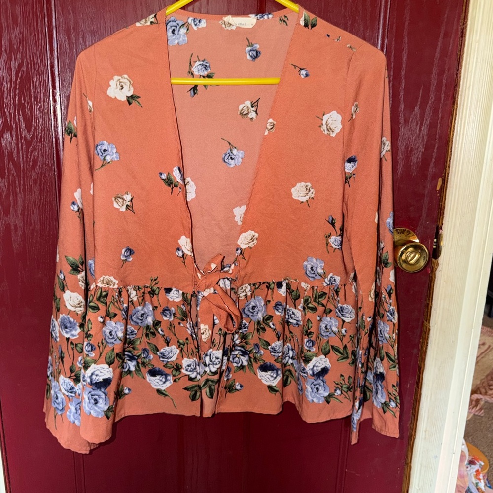 Women's Rust Floral Tie-Front Blouse with V-Neck